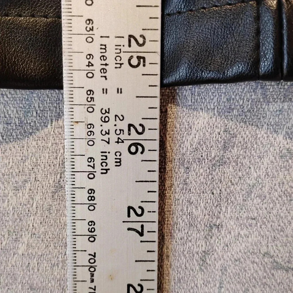 Tres You Vegan Faux Leather Tailored 2  Pocket Lined Moto Jacket in Size Large - Picture 7 of 9